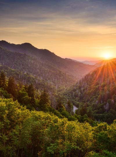 Smoky Mtn. Mountain Jumper - Helicopter rides across the U.S.